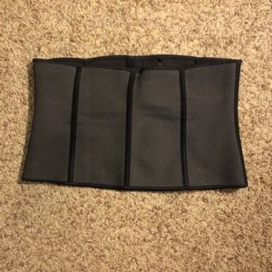 body sculpt  corset